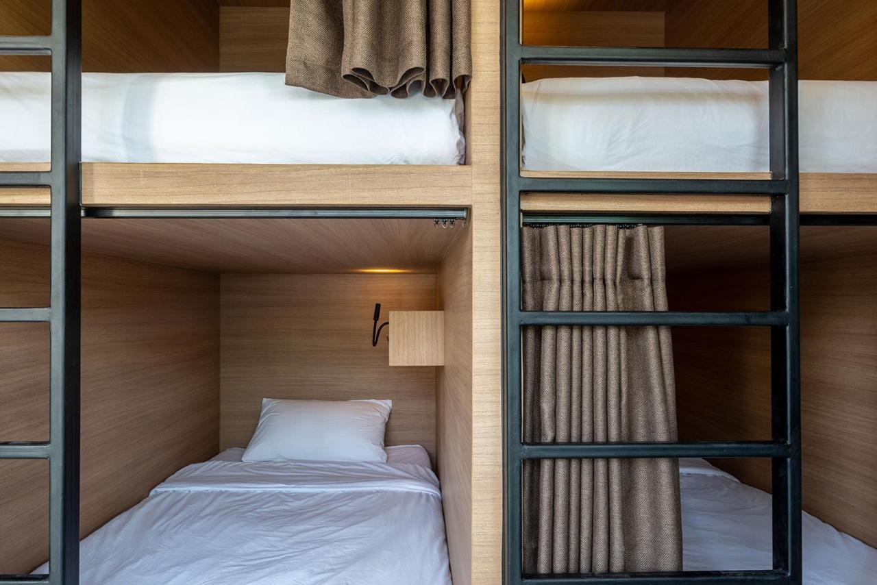 Stay@Kata Poshtel Карон Экстерьер фото