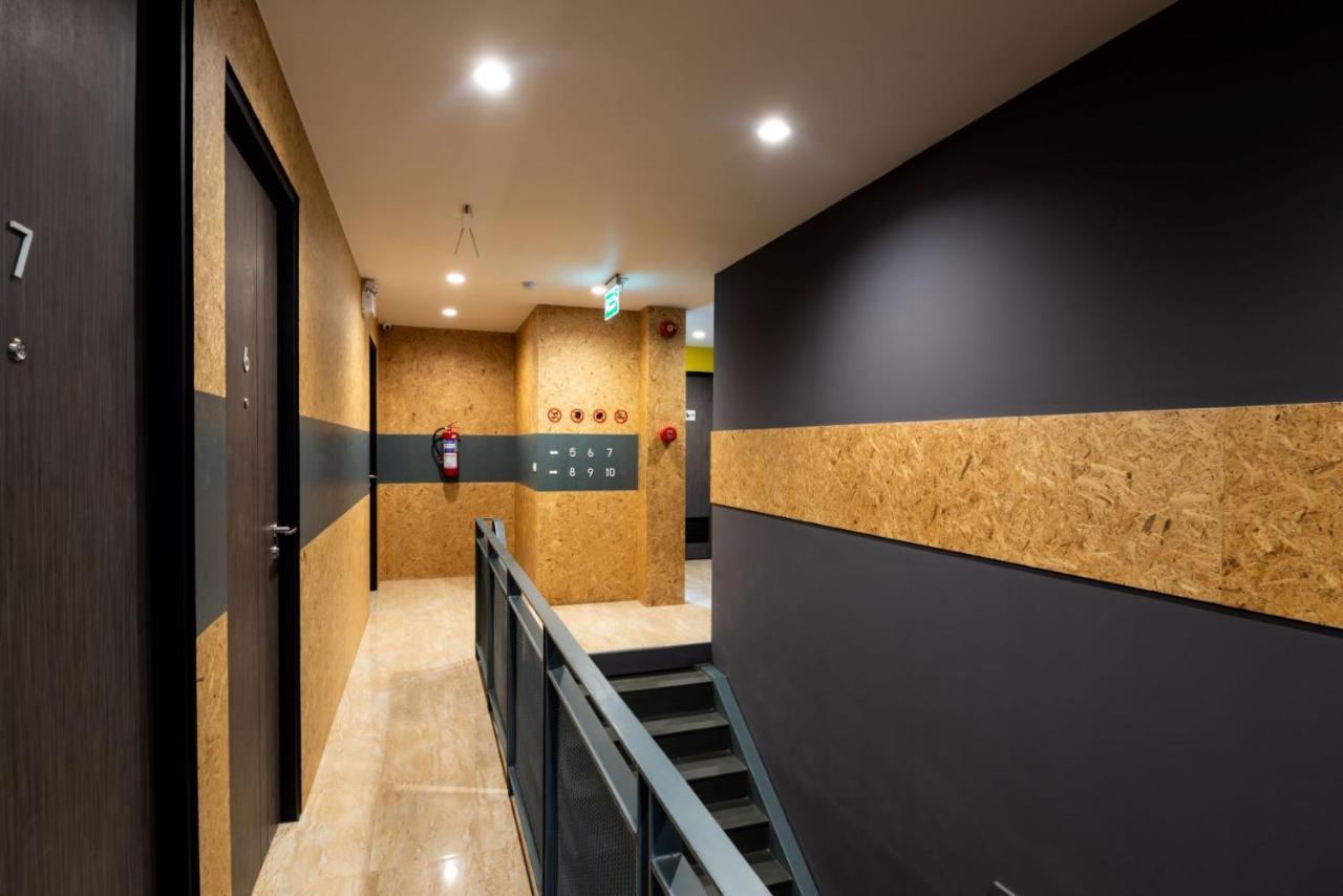 Stay@Kata Poshtel Карон Экстерьер фото