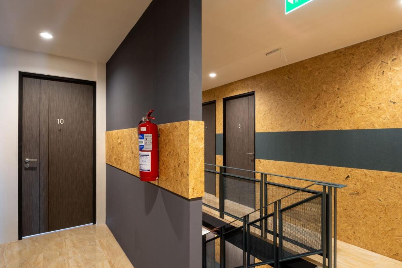 Stay@Kata Poshtel Карон Экстерьер фото